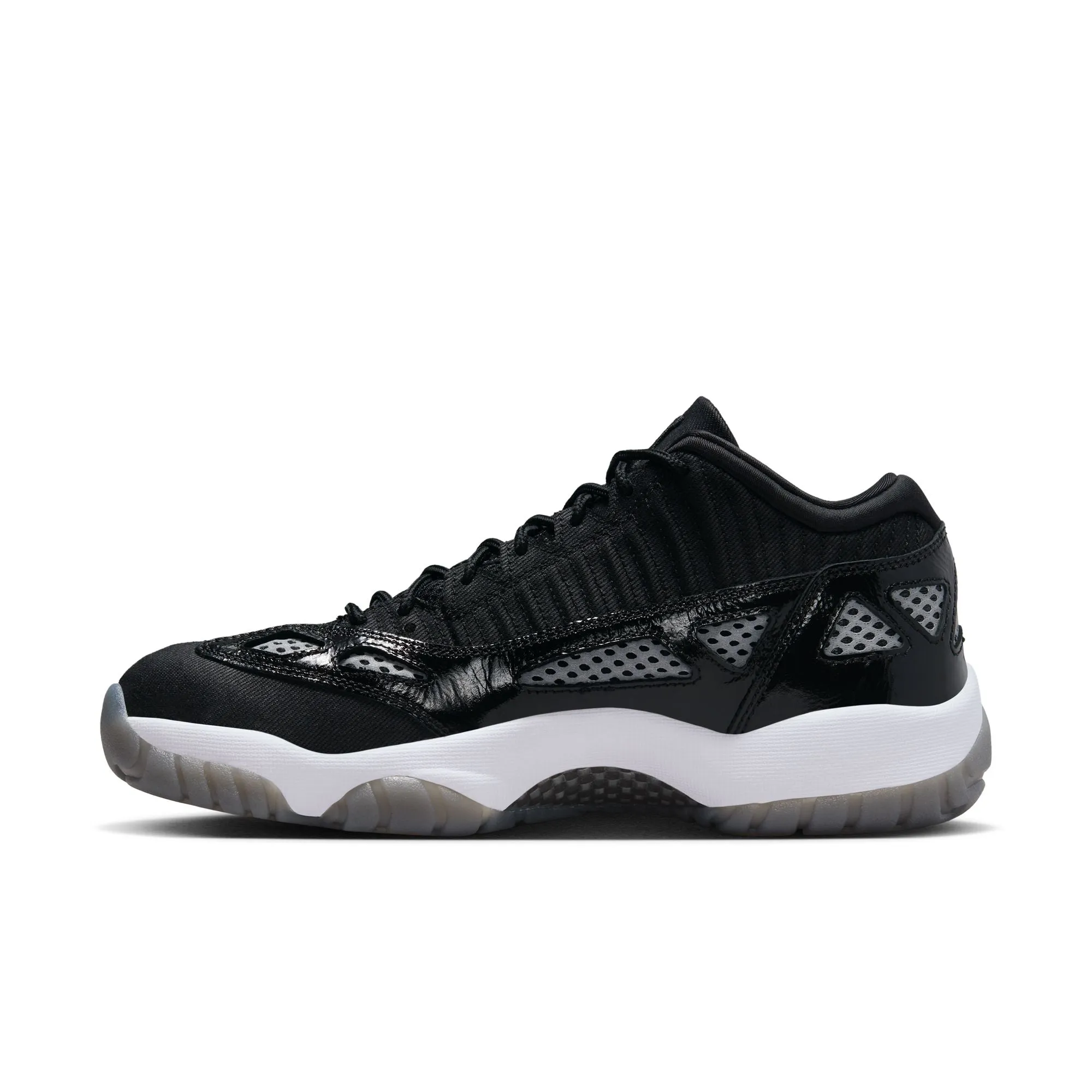 Air Jordan 11 Retro Low IE 'Black/White'