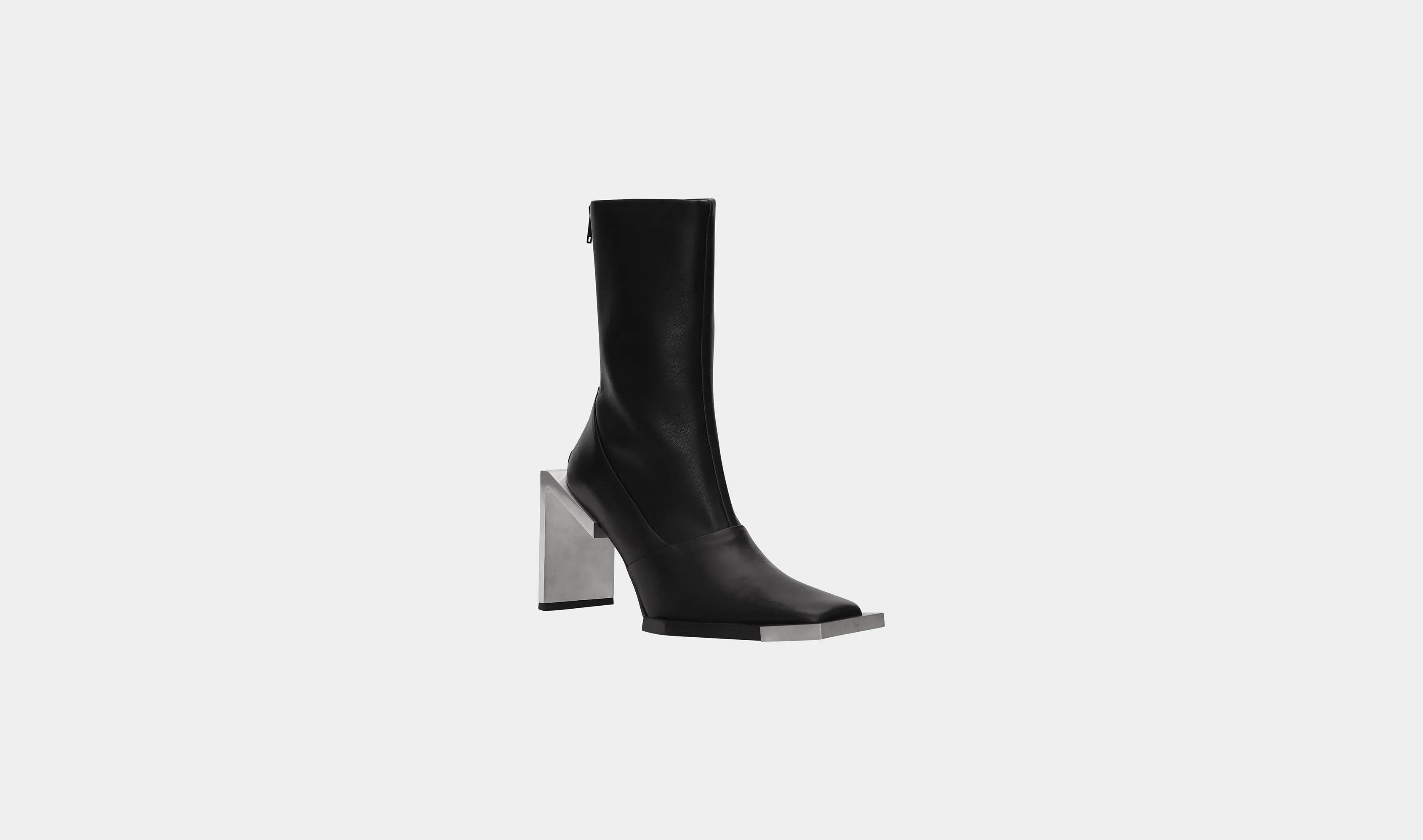 ANKLE-HIGH BOOTS