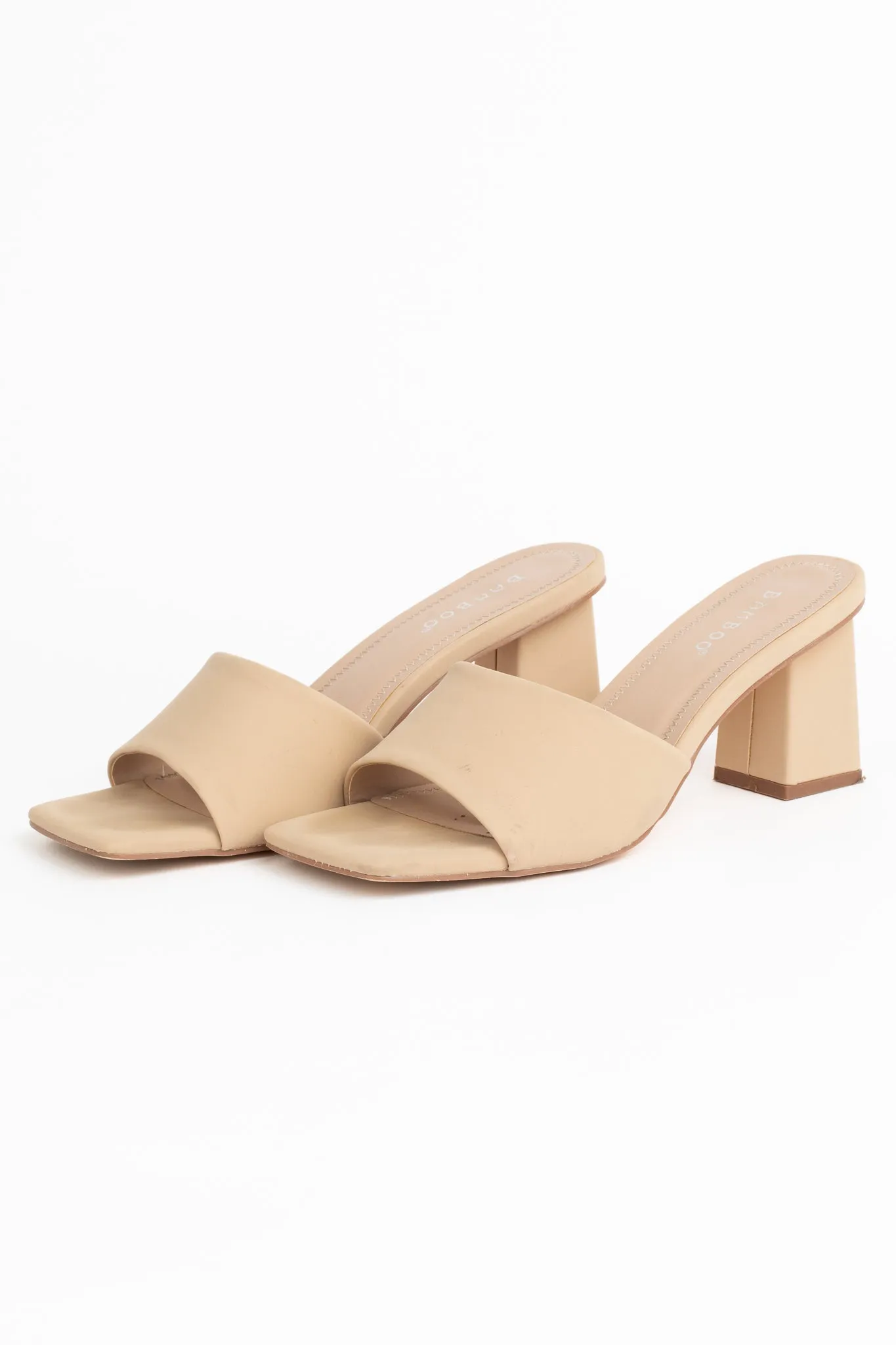 Audrey Heels