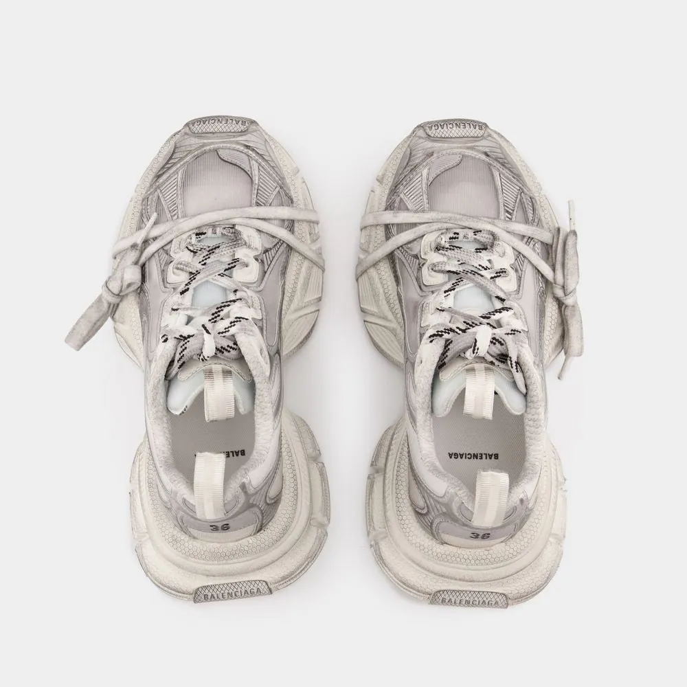 BALENCIAGA Unisex 3XL Fashion Sneakers