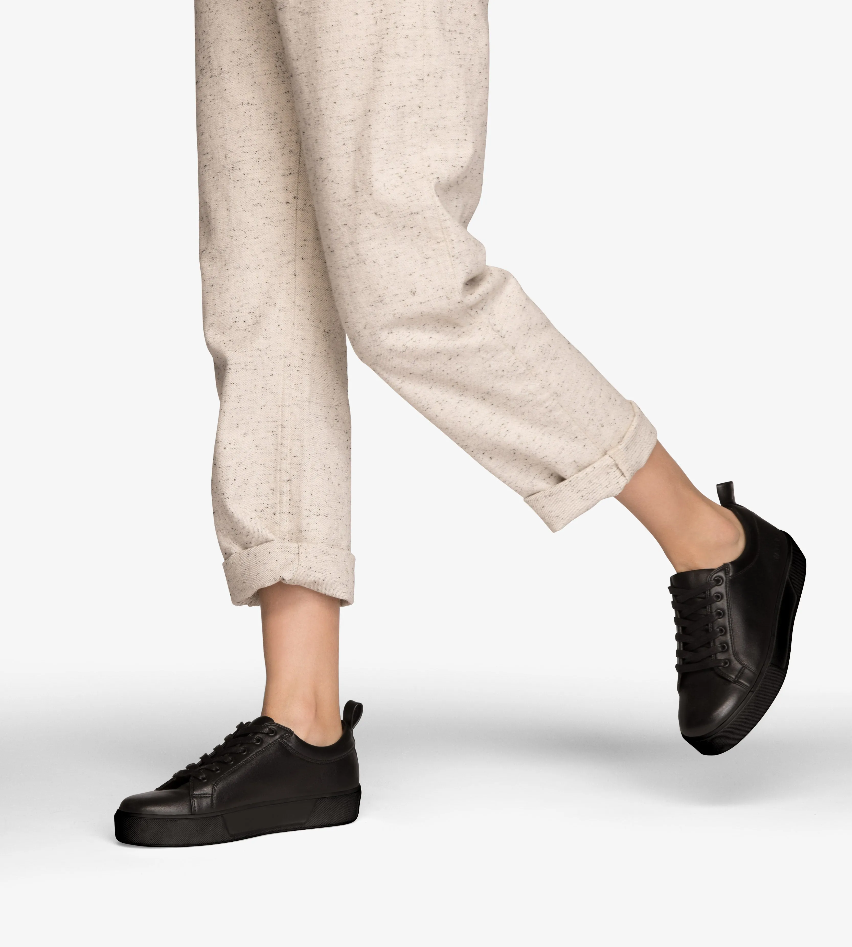 BONAVENTURE Women's Vegan Sneakers