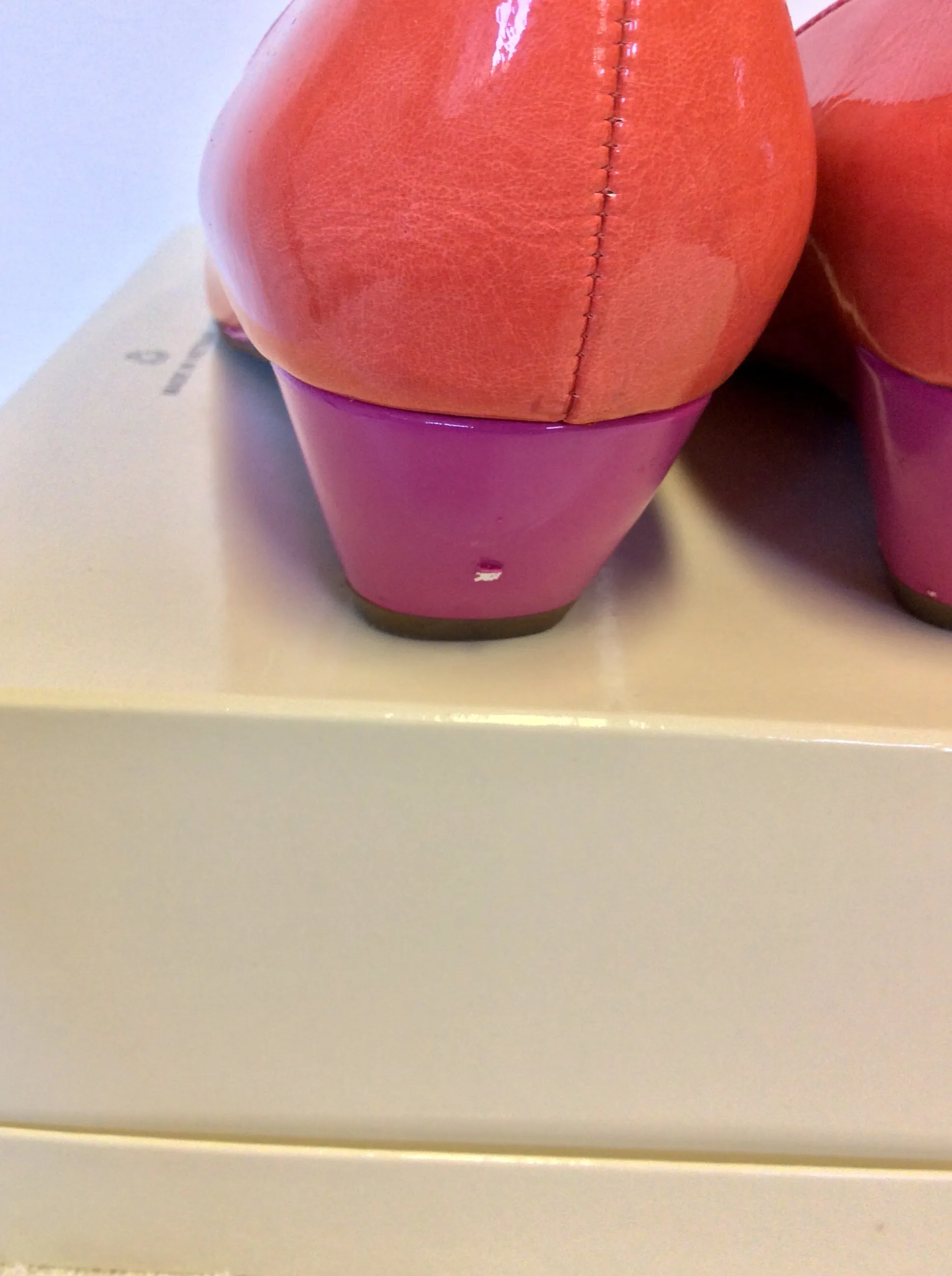 BRAND NEW ANNE KLEIN PINK & CORAL OPEN TOE LOW WEDGE HEELS SIZE 6/39
