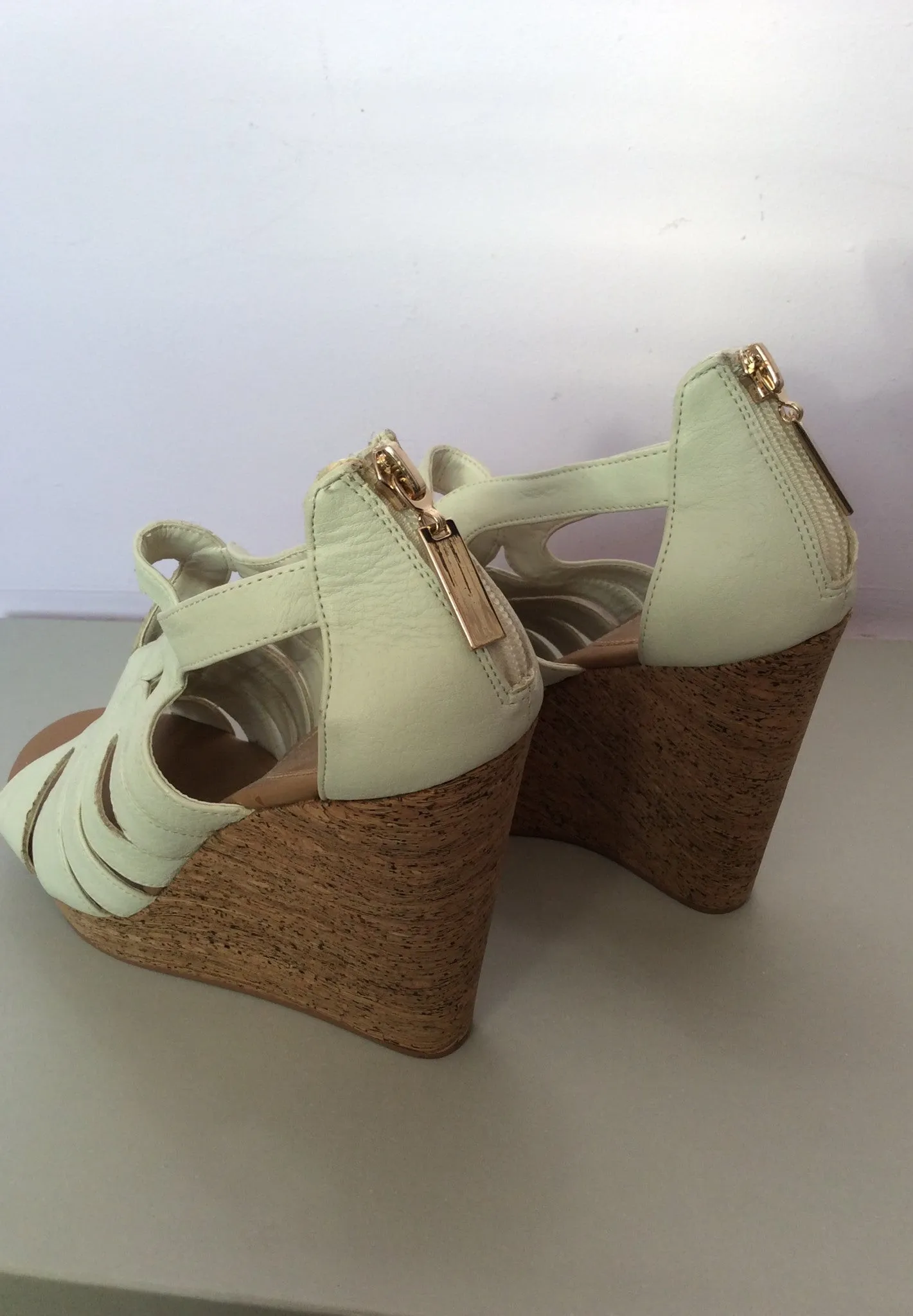 Brand New Carvela White Wedge Heel Sandals Size 3.5/36