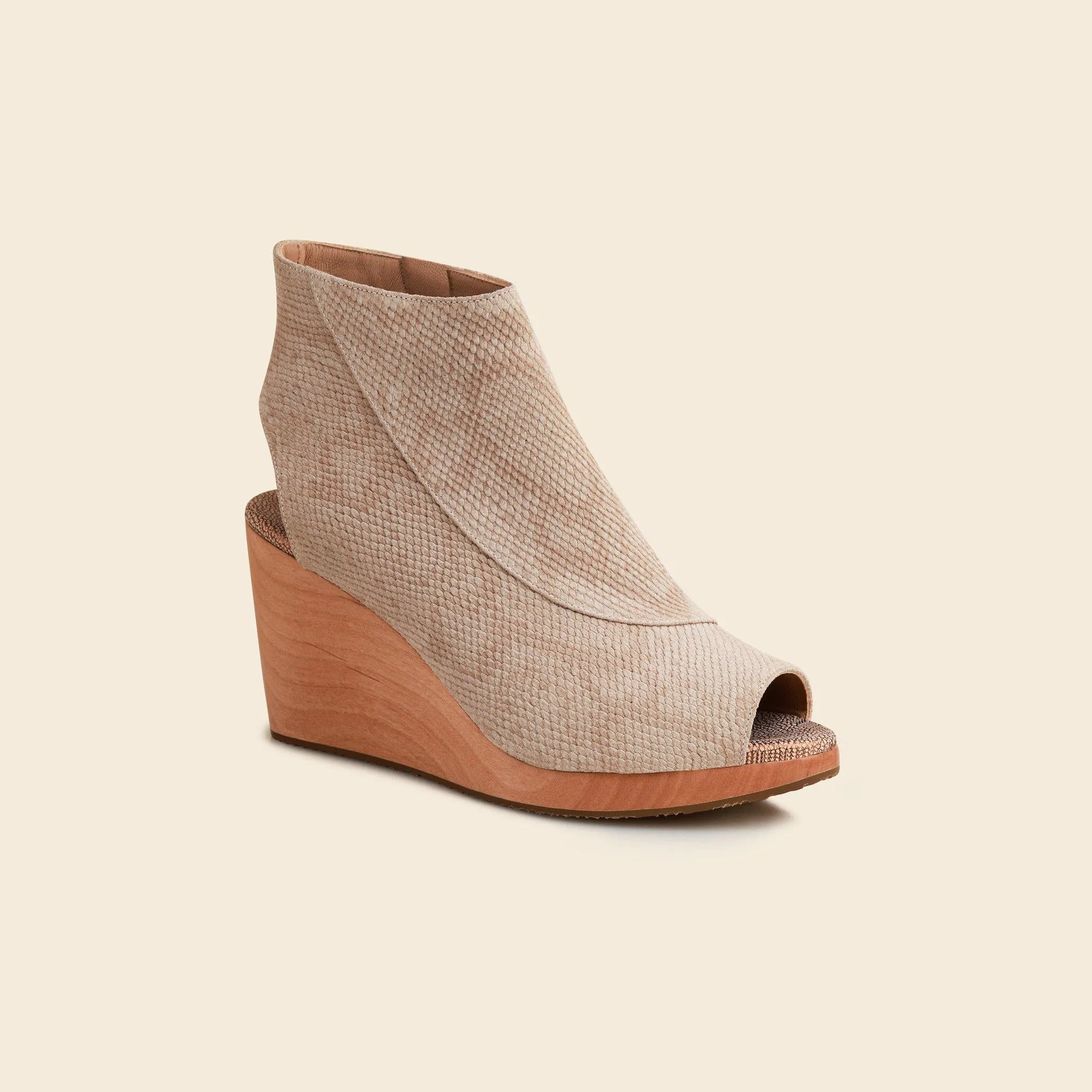 Candace (In-Stock)