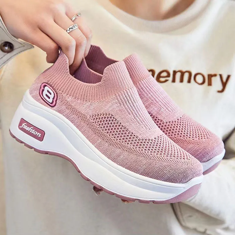 Casual mesh sneakers with a medium heel - women's