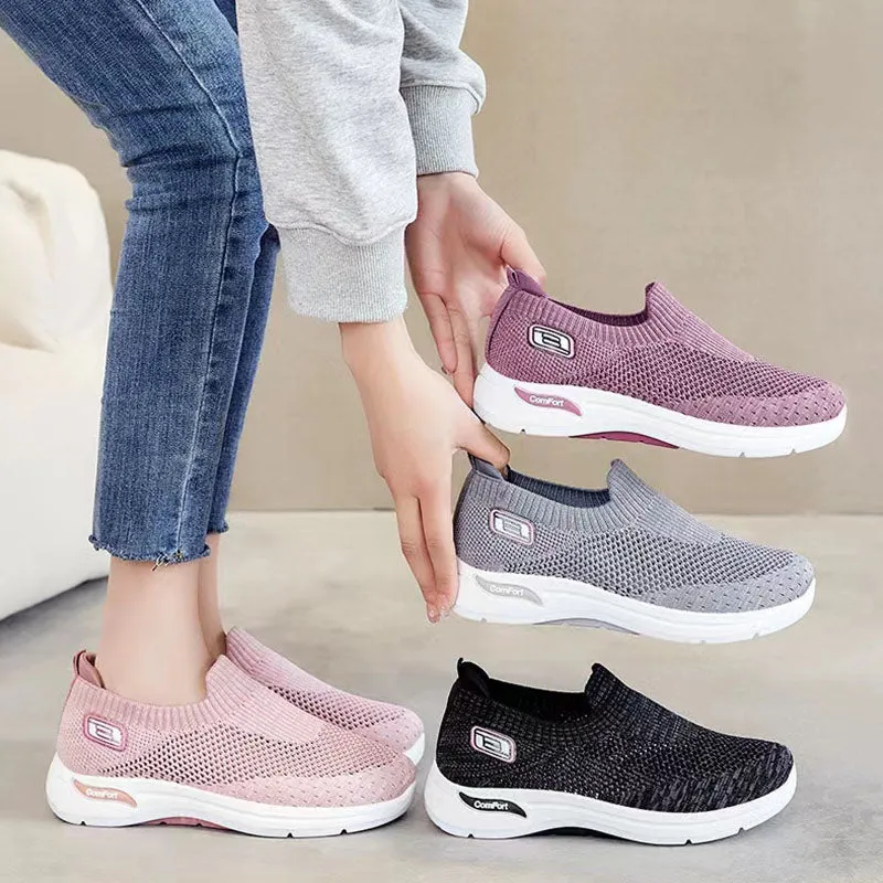 Casual mesh sneakers with a medium heel - women's