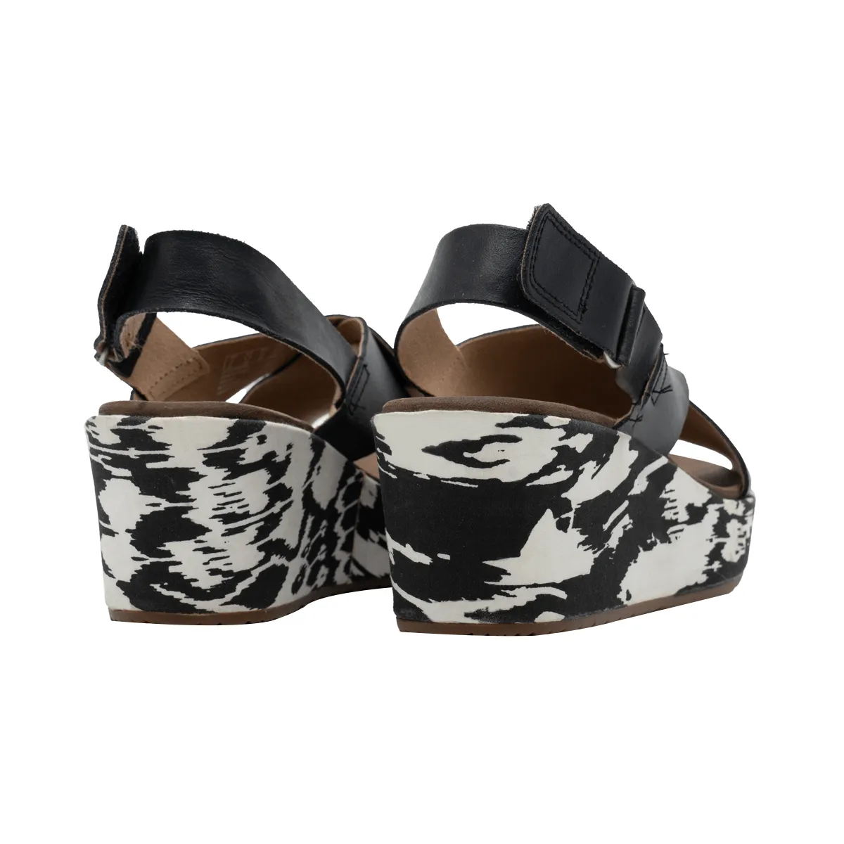 Clarks Stasha Hale Wedge Shoes Leather Black Colour For Women