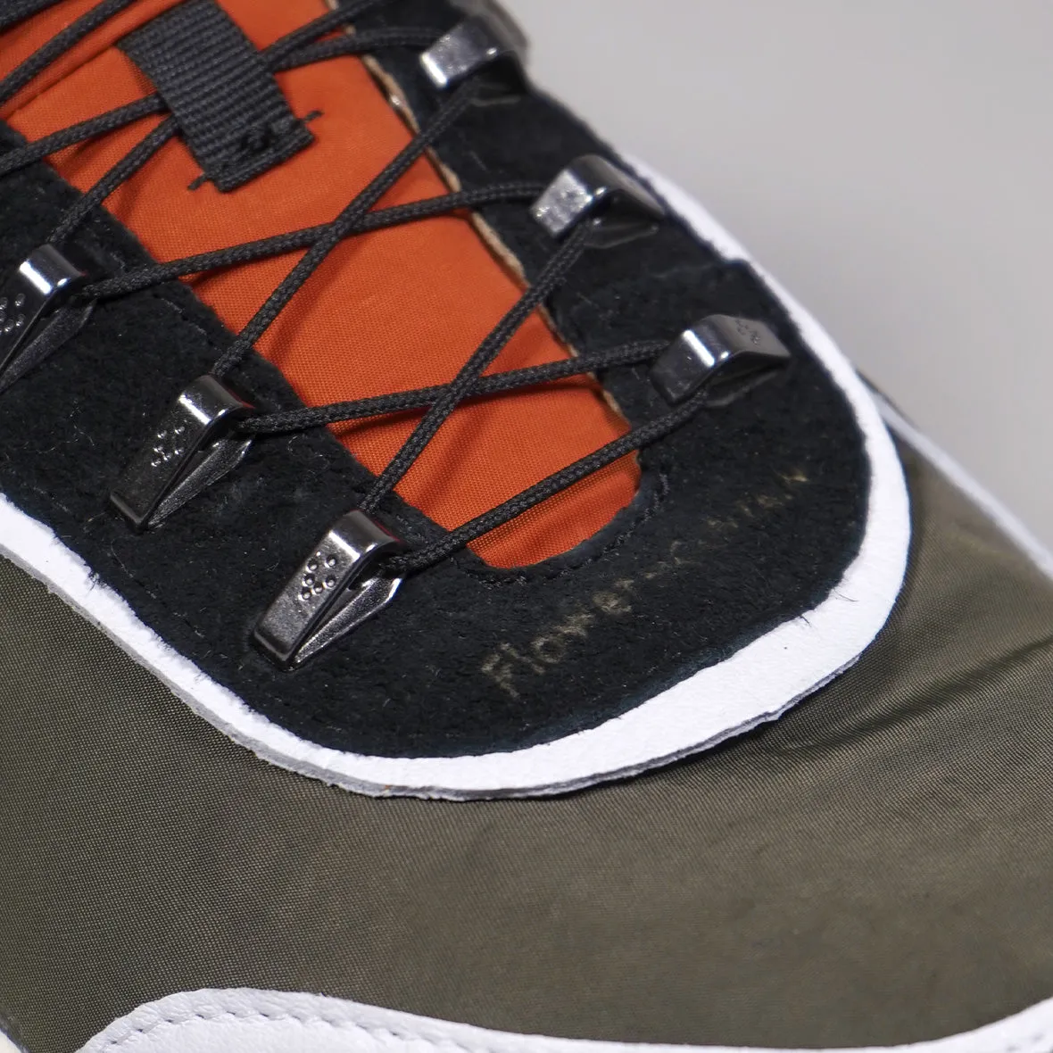 Flower Mountain KOTETSU Hooks Sneakers - Green / Orange