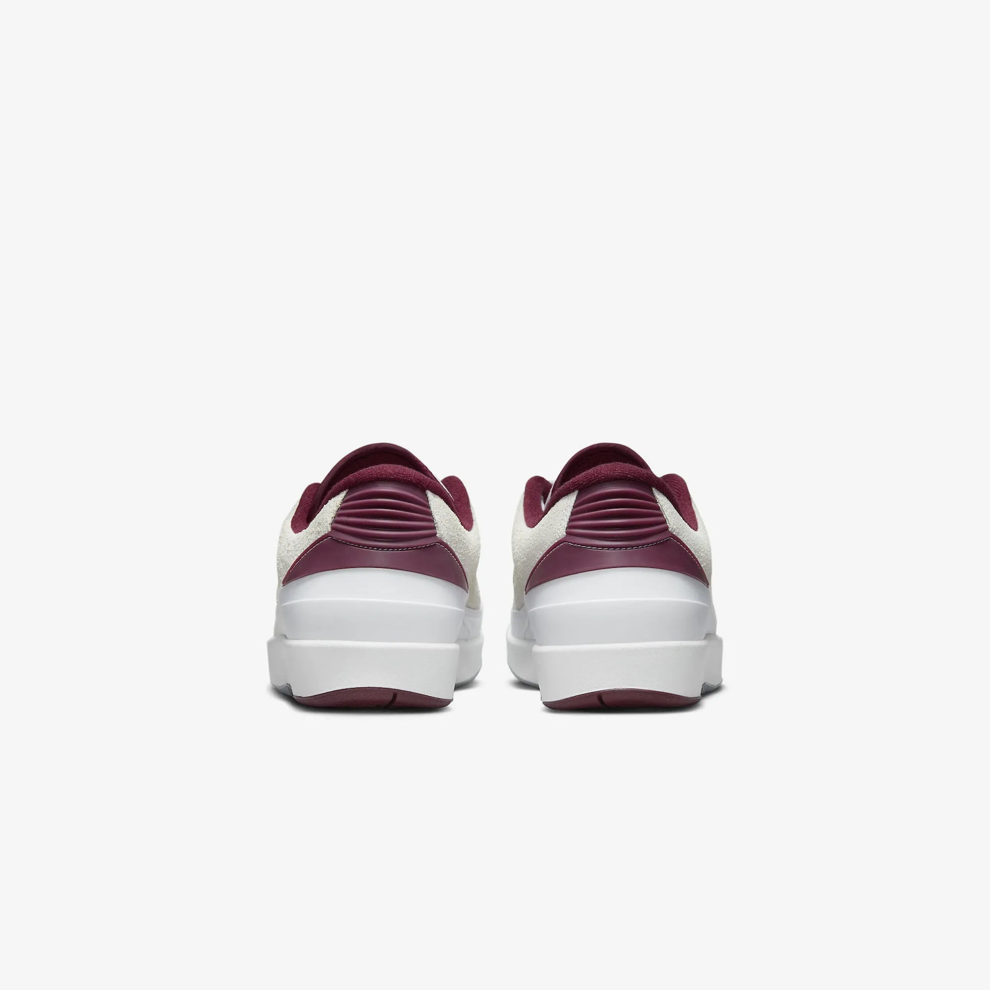 Jordan | AIR JORDAN 2 RETRO LOW  { WHITE/CHERRYWOOD RED-LT STEEL GREY