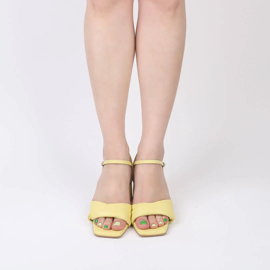 LEONA - leather sandal