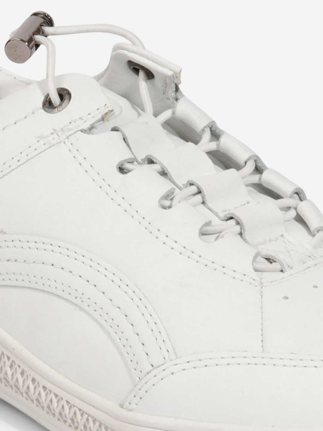 Men White Leather Sneaker (ID3090)