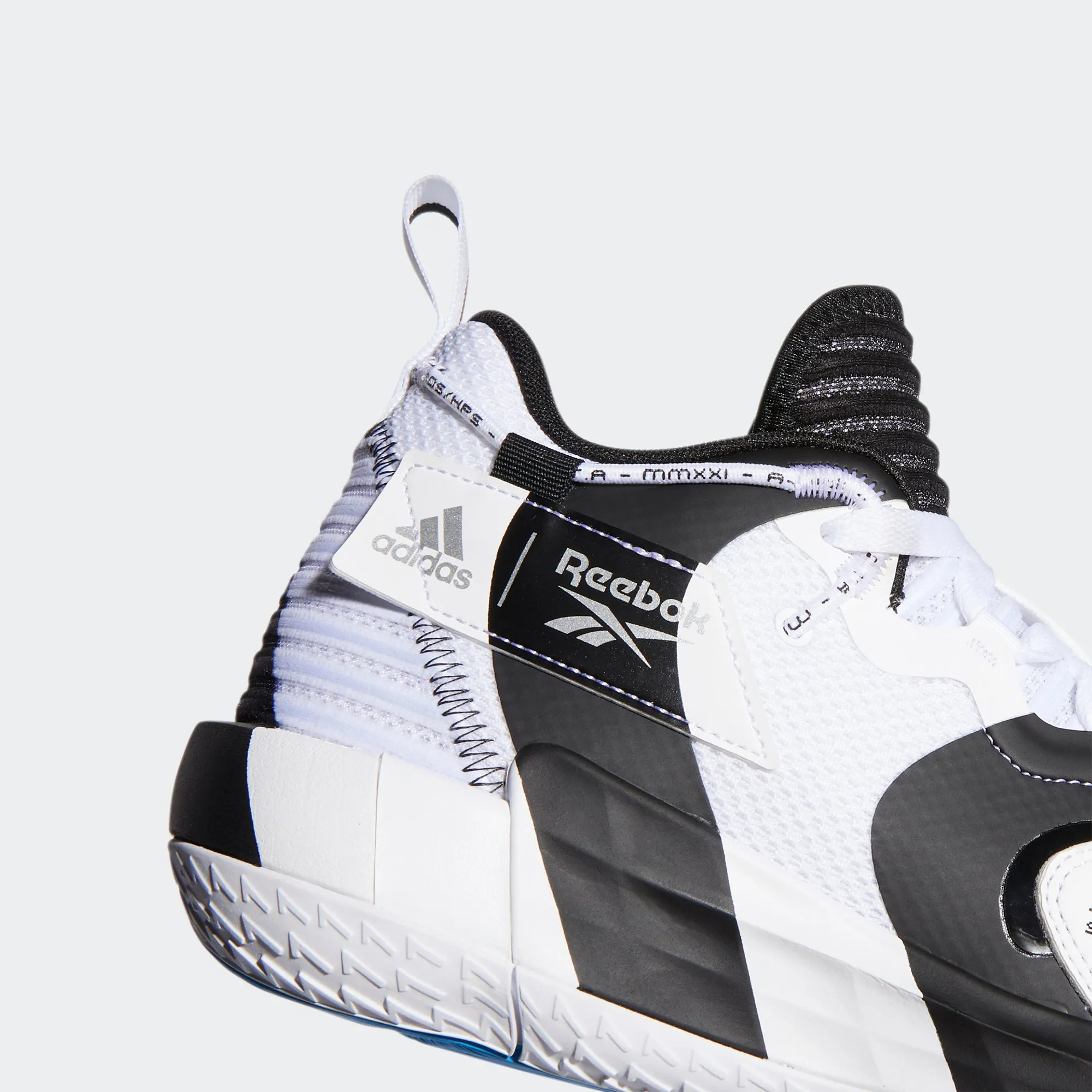 Men’s adidas Basketball Dame 7 EXTPLY Shoes