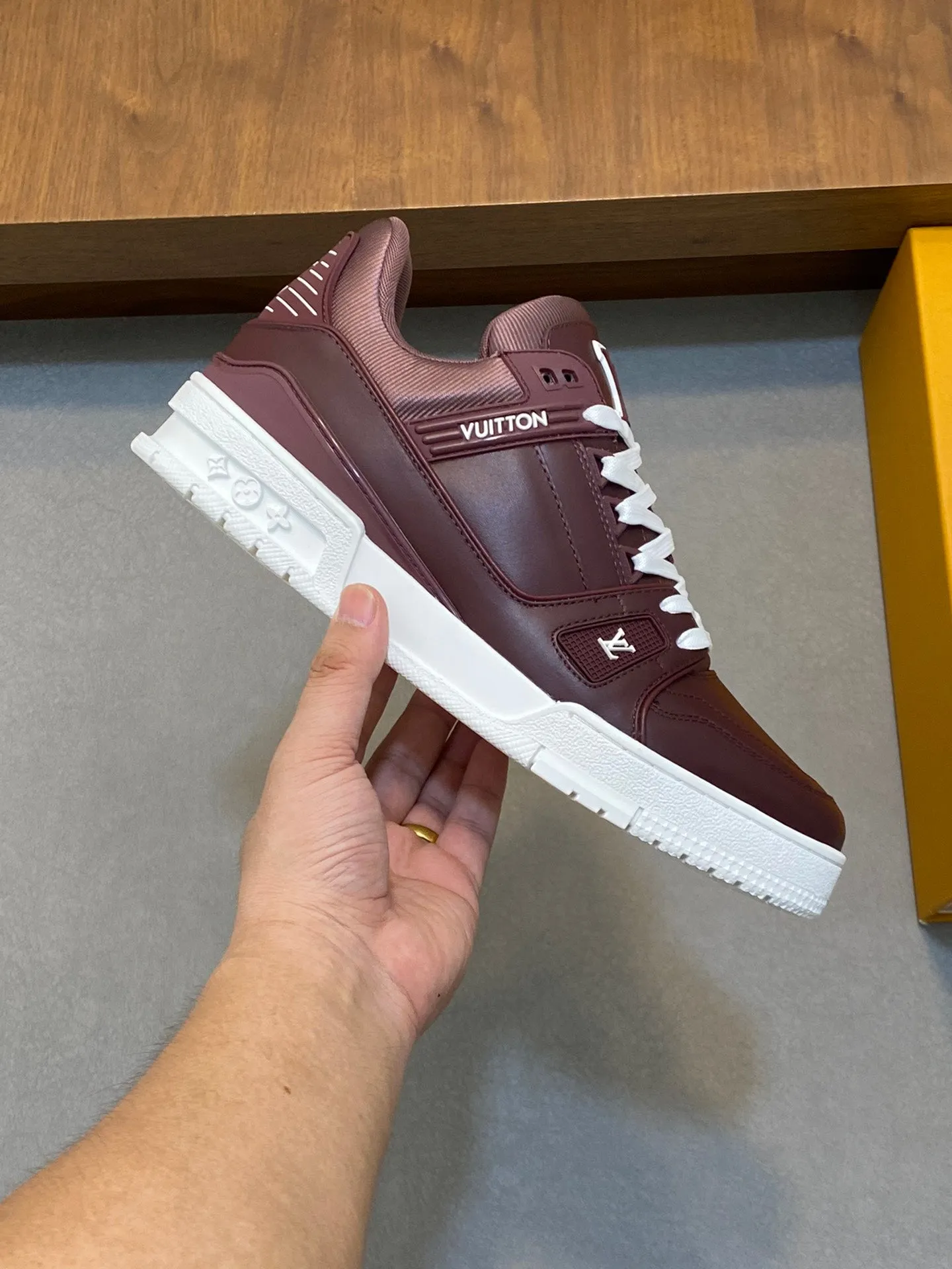 Men's Casual Sneakers