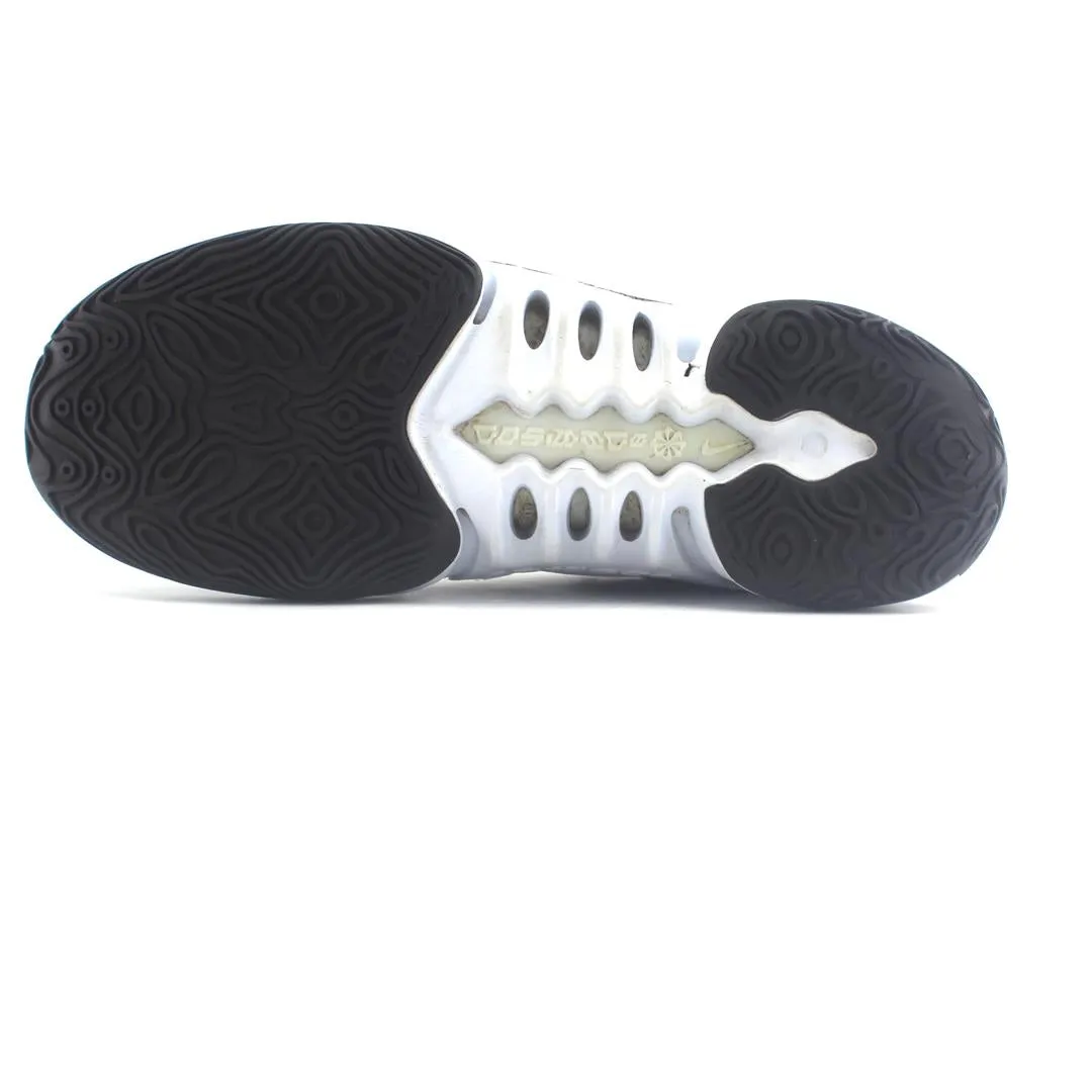 NIKE COSMIC UNITY 2