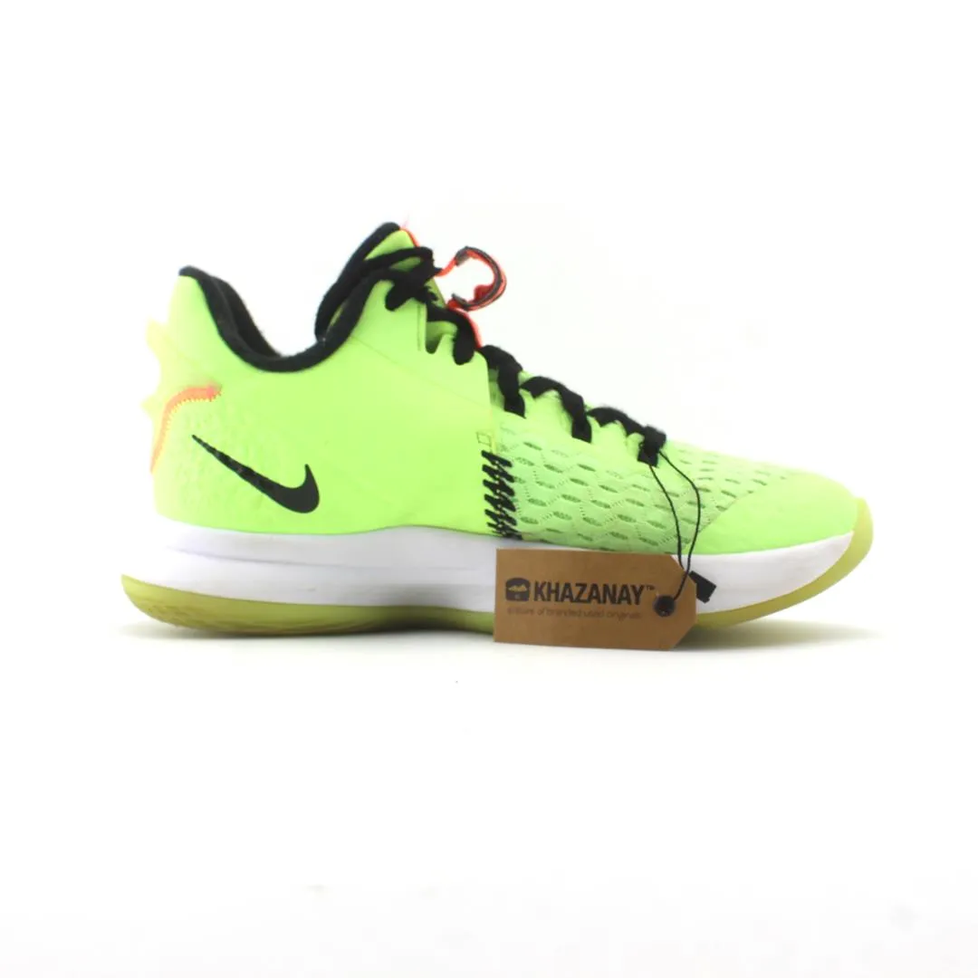 NIKE LEBRON  5