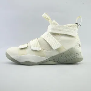 NIKE LEBRON SOLDIER 11