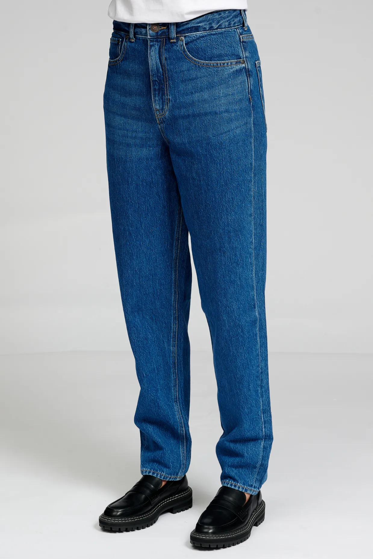 Performance Mom Jeans - Medium Blue Denim