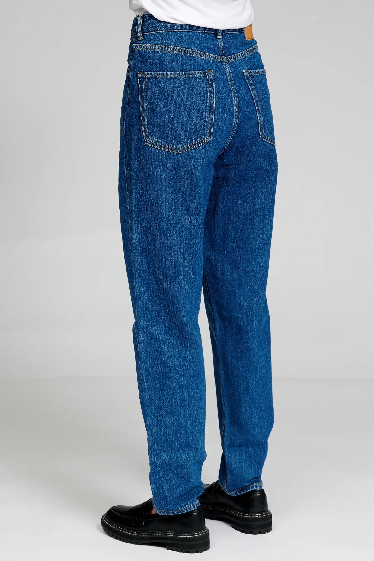 Performance Mom Jeans - Medium Blue Denim