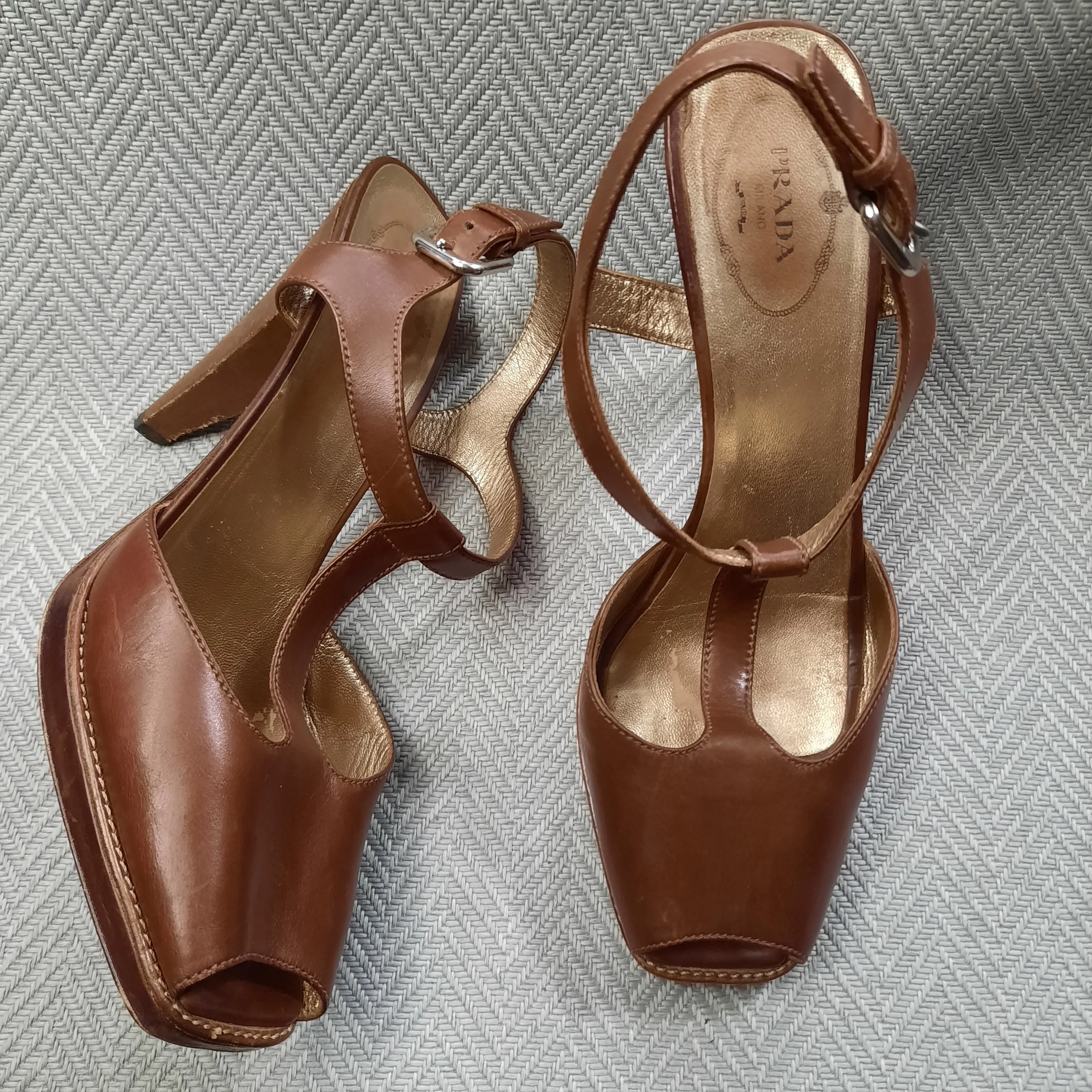 PRADA T- Strap Open Toe Sandal Size 40