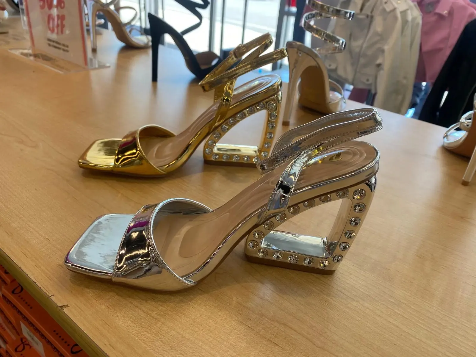 Rhinestone Detailed Open Wedge