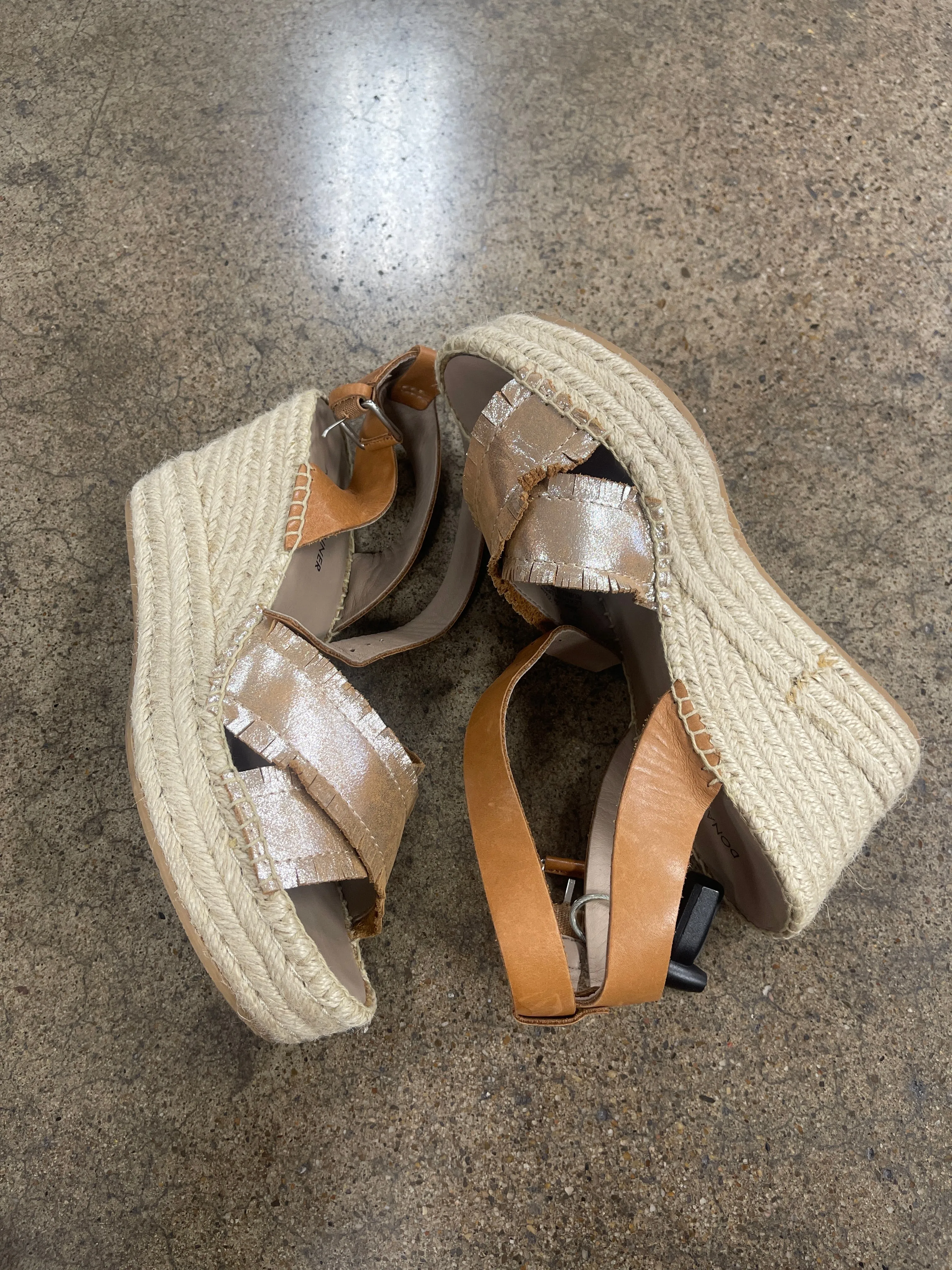 Sandals Heels Wedge By Donald Pliner In Tan, Size: 9