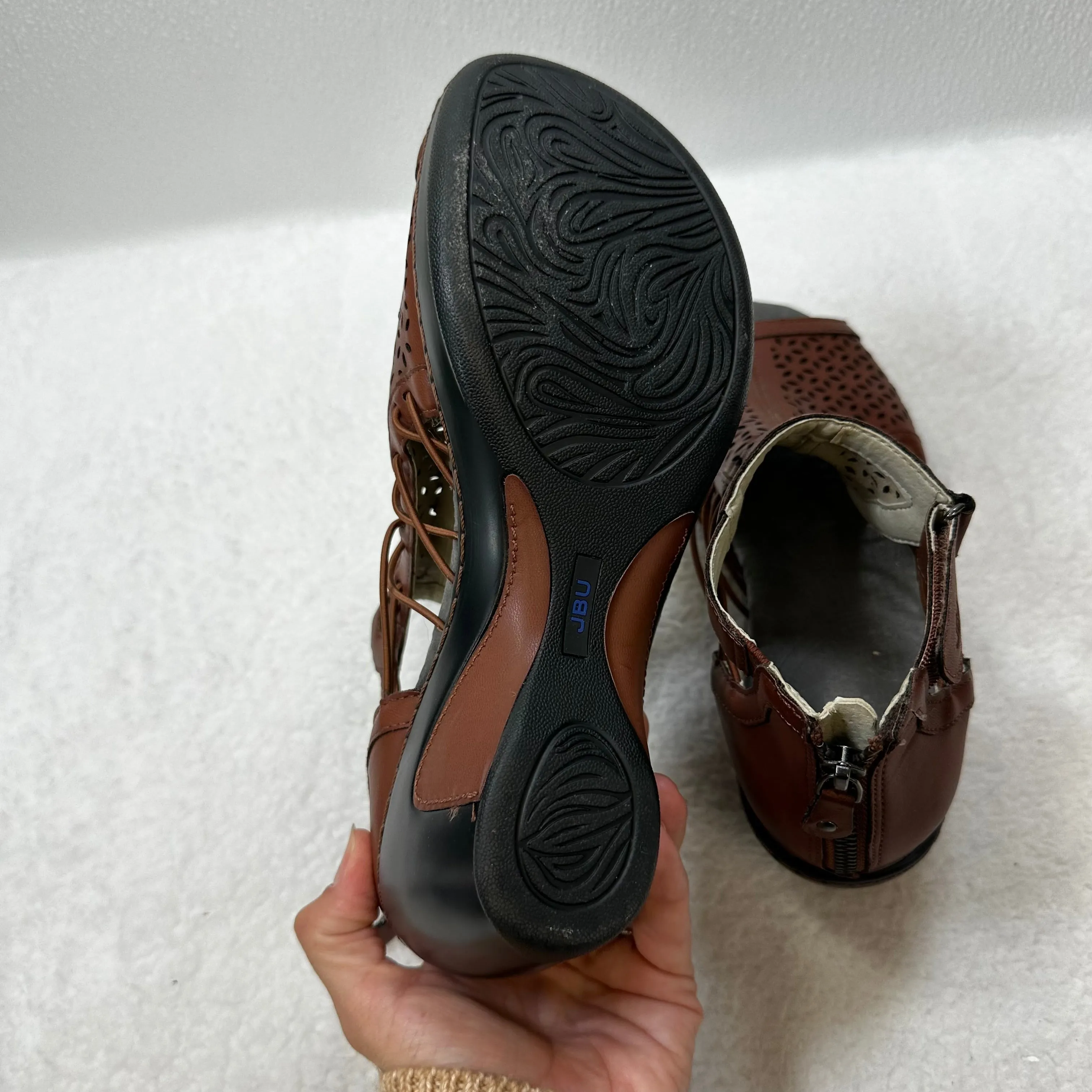 Sandals Heels Wedge Clothes Mentor, Size 9