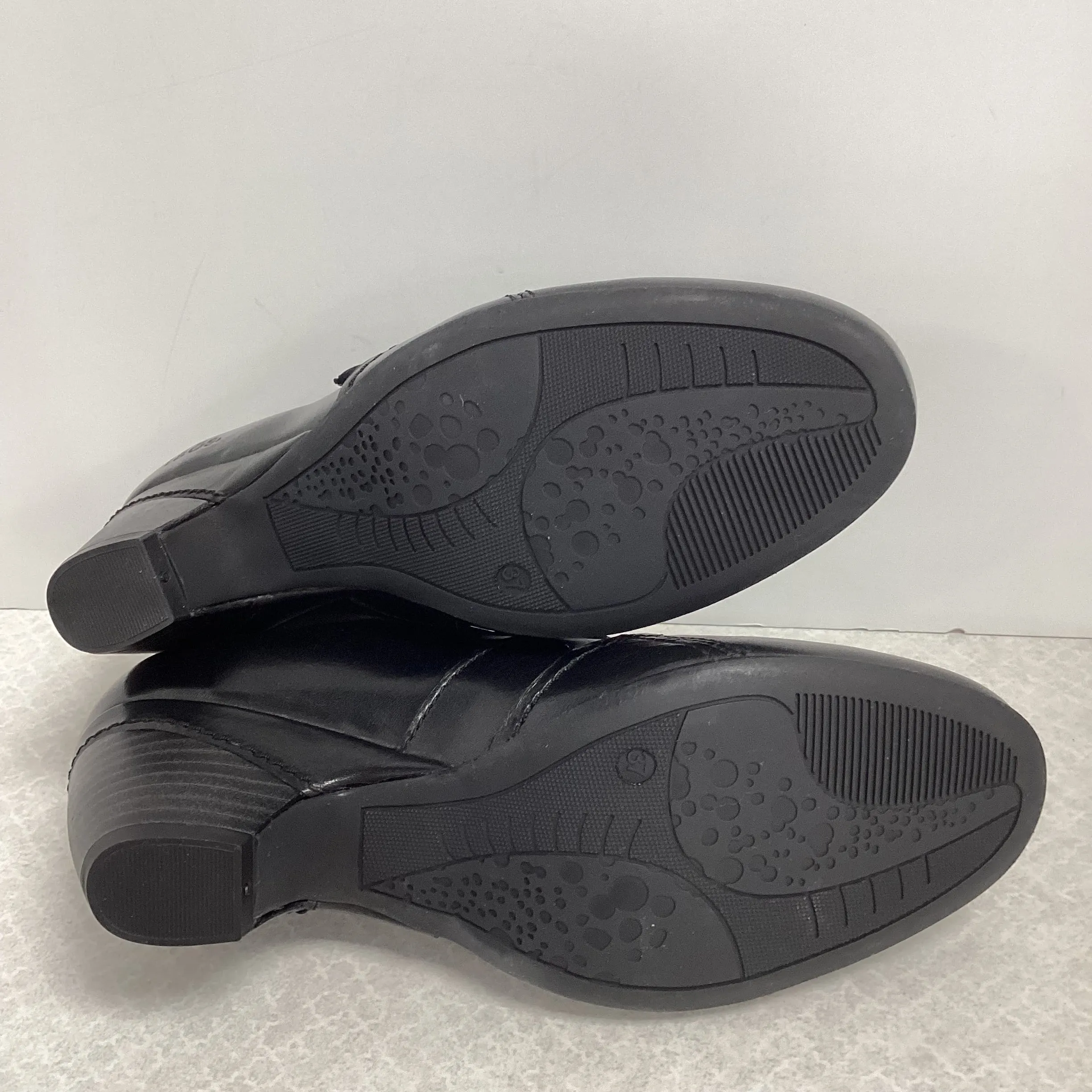 Shoes Heels Wedge By Taos In Black, Size: 6.5