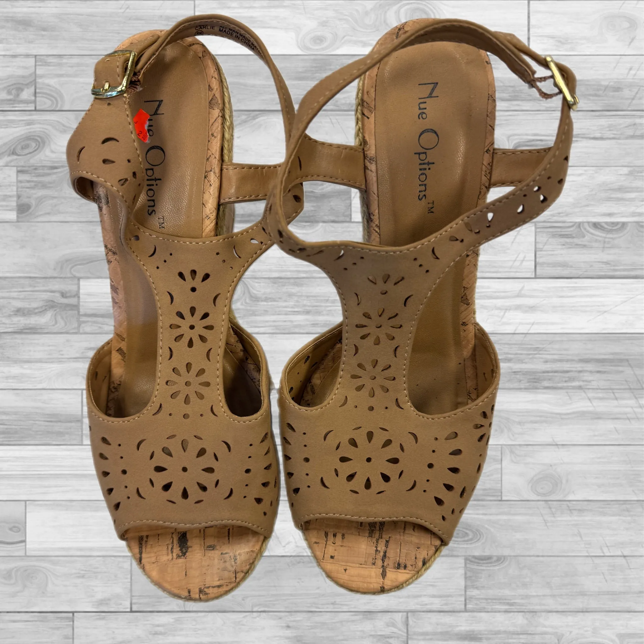 SHOES HEELS WEDGE NUE OPTIONS in TAN, Size: 8