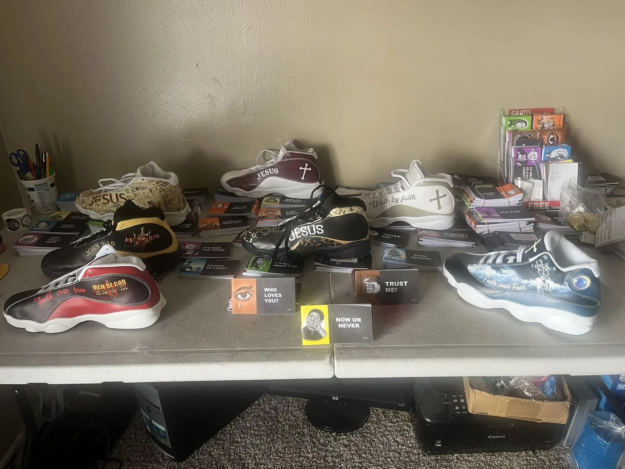 Teesdily | Customized Jesus Nails Basketball Shoes, Jesus Saves Christian Gift, Christian Basketball Shoes With Thick Soles