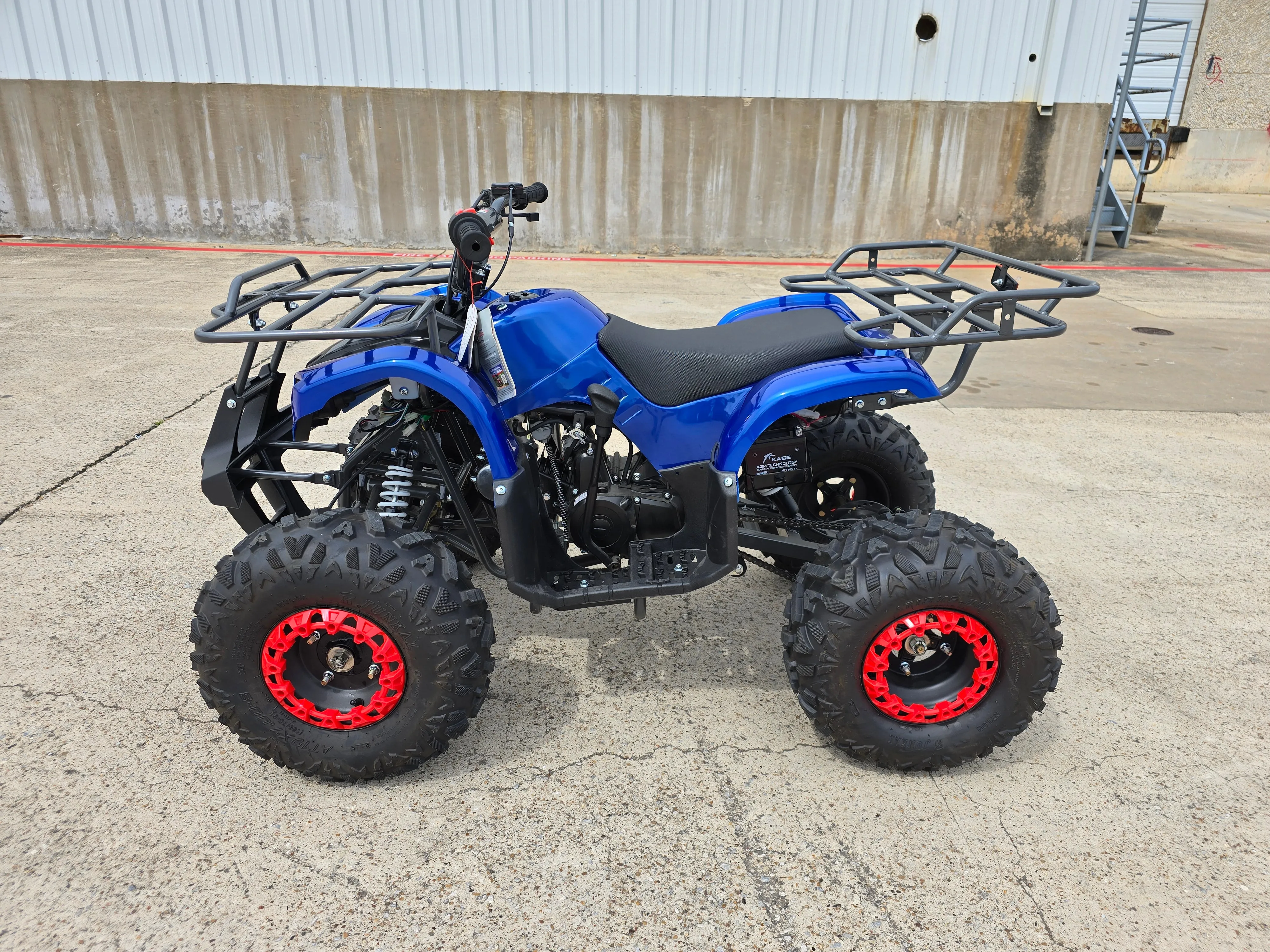 TrailMaster B125 Youth ATV - 107cc,  29 inch Seat Height, Automatic Transmission with Reverse, Electric Start, Bead Lock Style Rims