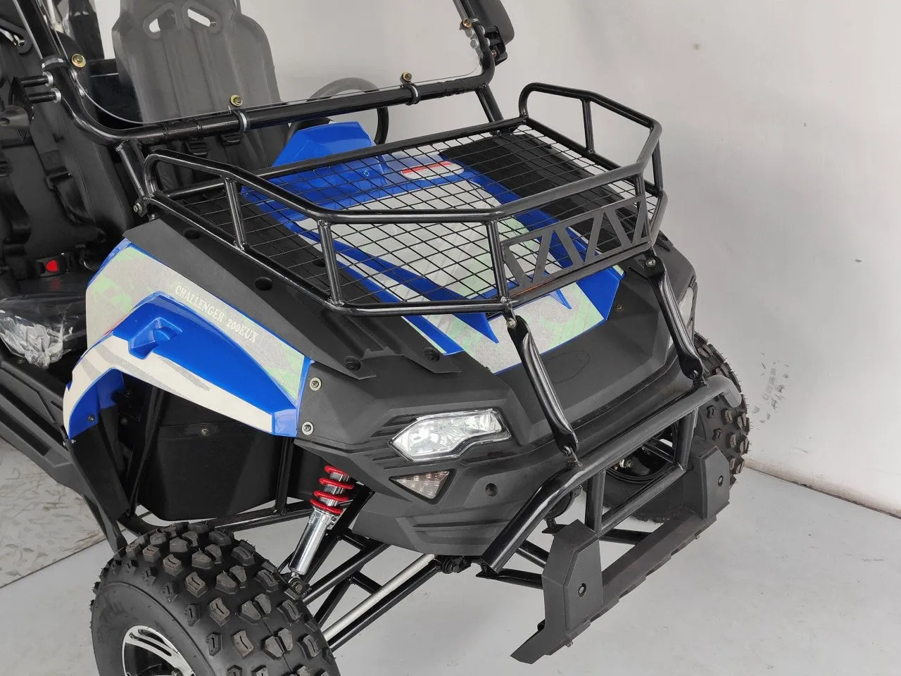 Trailmaster Challenger 200EUX EFI, The Ultimate Challenger Cross Over. Automatic, Low End Torque, Racks and Light Bar included