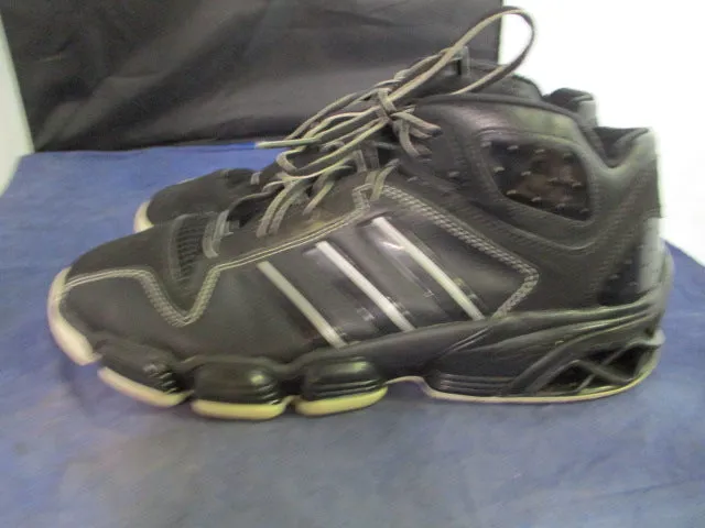 Used Adidas Basketball Shoes Size 10.5