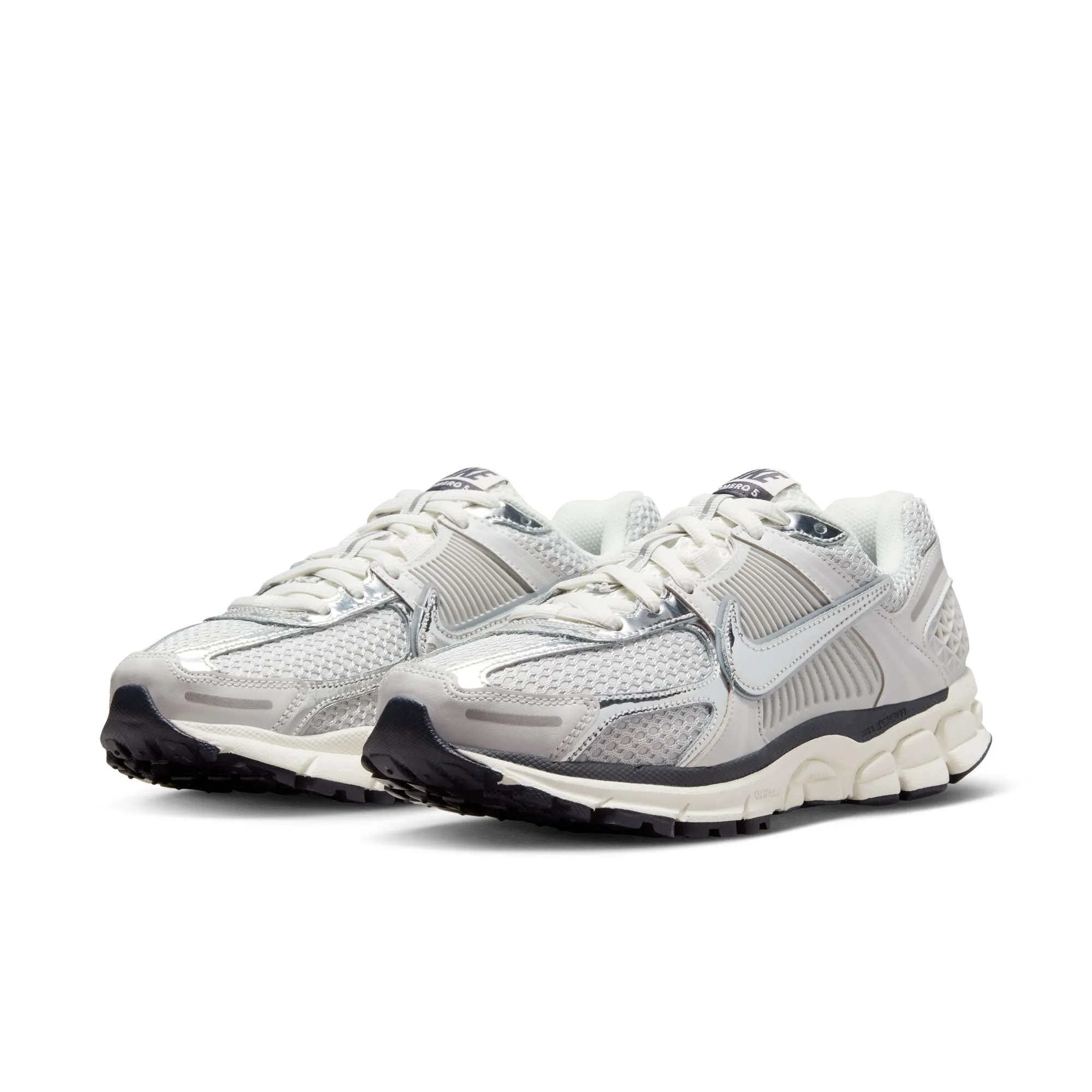 Womens Nike Zoom Vomero 5 'Metallic Silver'